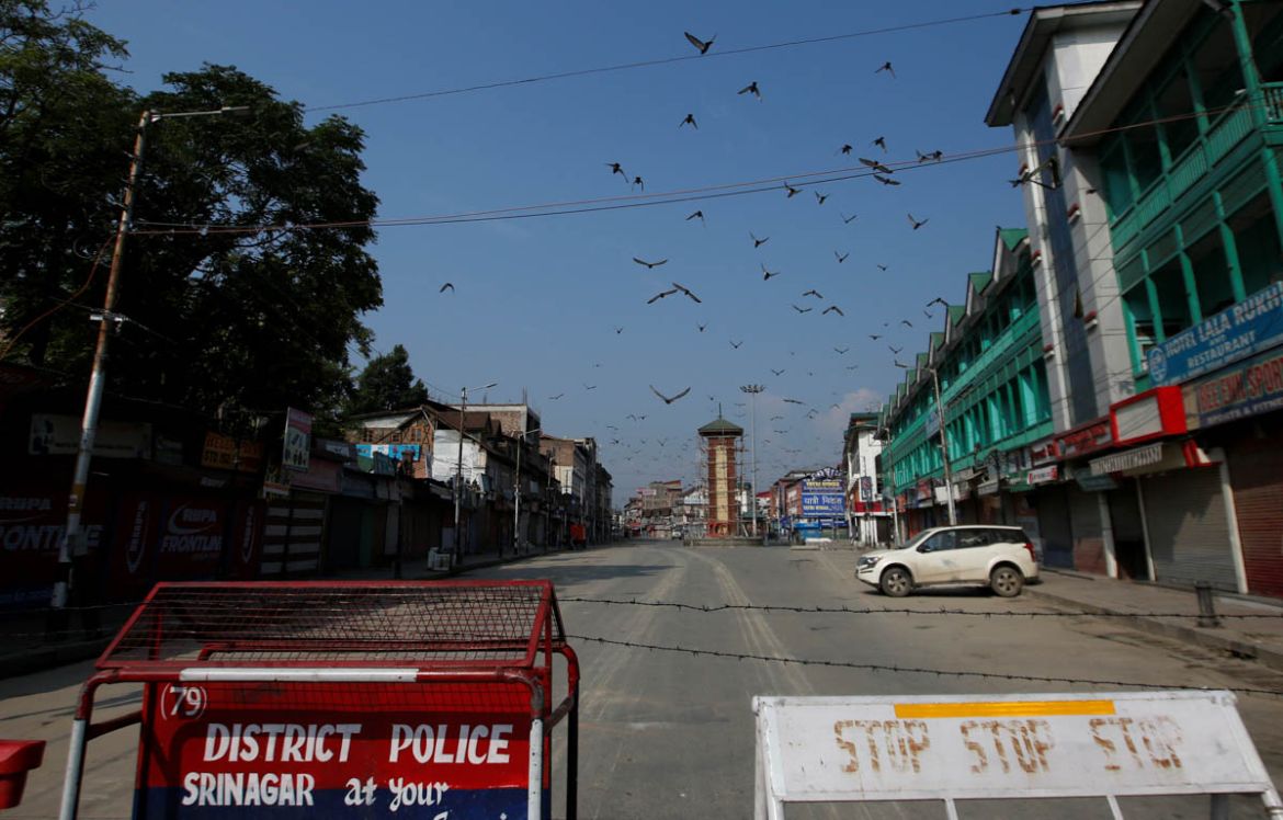 View of a deserted road during restrictions in Srinagar, August 5, 2019. REUTERS/Danish Ismail