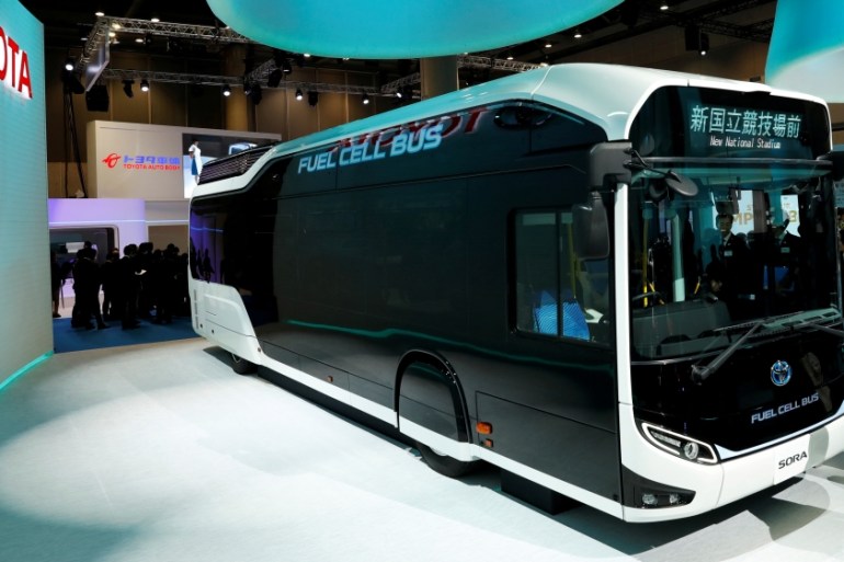 Hydrogen fuel cell bus
