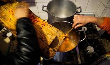 Argentina Soup kitchen food preparation