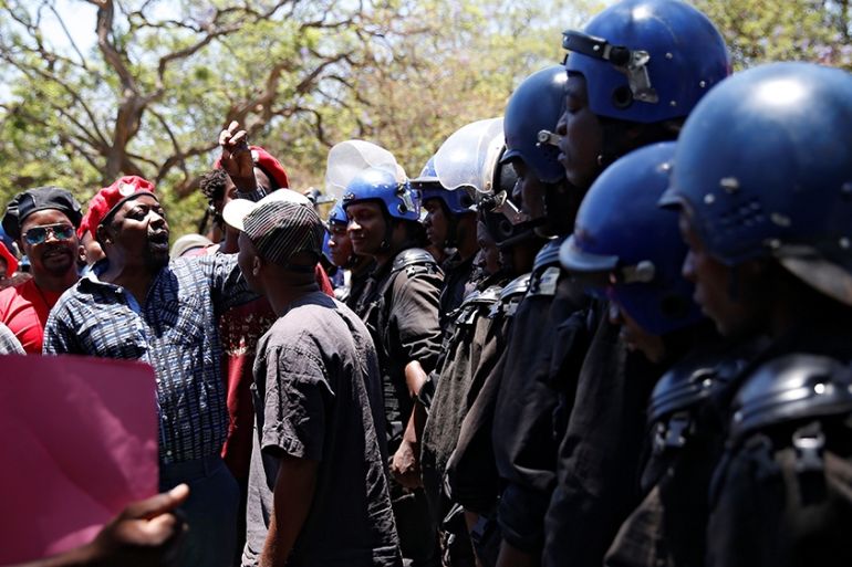 Zimbabwe anti-riot police
