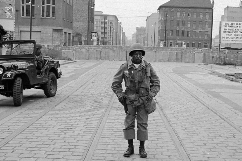 ONLY FOR ESSAY: Documenting American segregation at the Berlin Wall by Paul M. Farber [DON''T USE!]