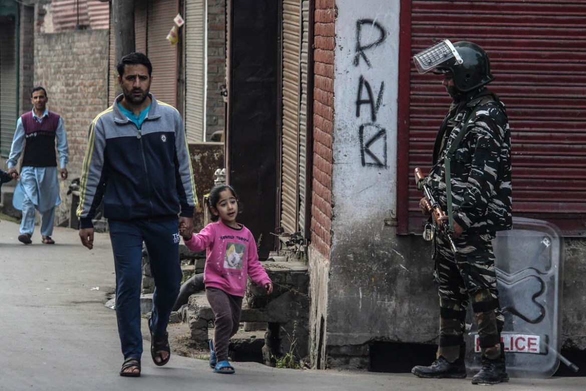 100 days of lockdown in Kashmir