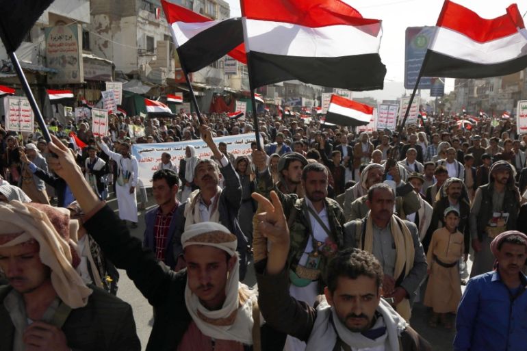 Houthi supporters