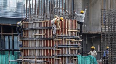 India labourers on construction site