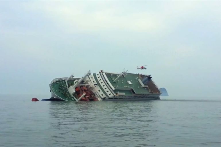 In the Absence - sewol ferry disaster - Witness screengrab