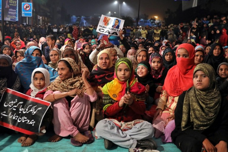 Local residents attend a protest against a new citizenship law, in New Delhi, India, December 21, 2019. Picture taken December 21, 2019. REUTERS/Anushree Fadnavis