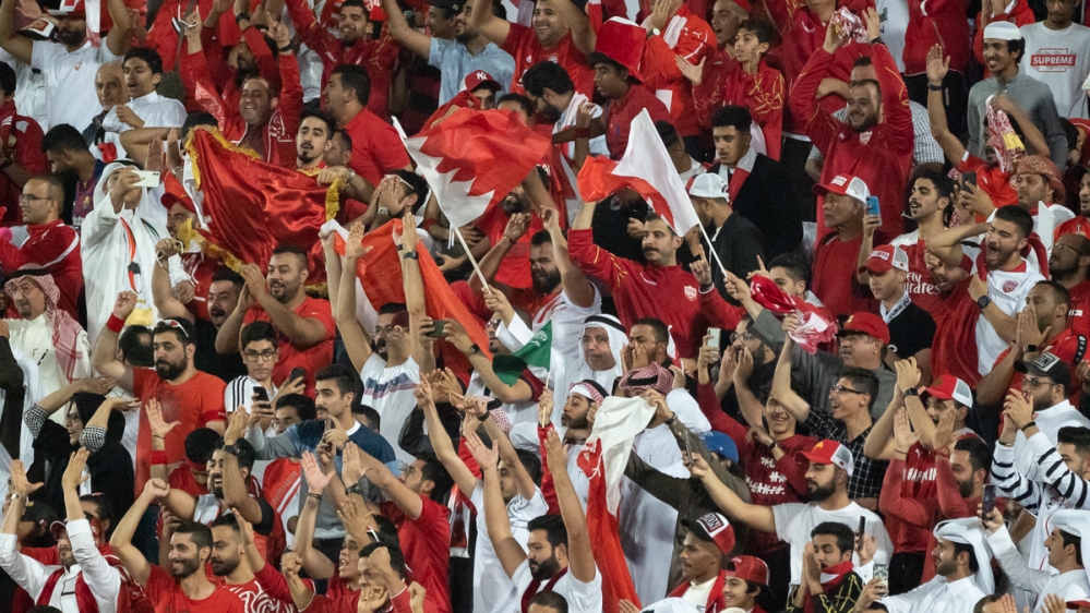 Bahraini fans [Sorin Furcoi/Al Jazeera]