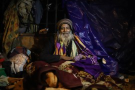 Holding his 10-months old granddaughter in the lap, Mohammad Akram, 71, lives on the footpath from last many years along with his family of seven including three daughters. “Shelter homes popularly ca