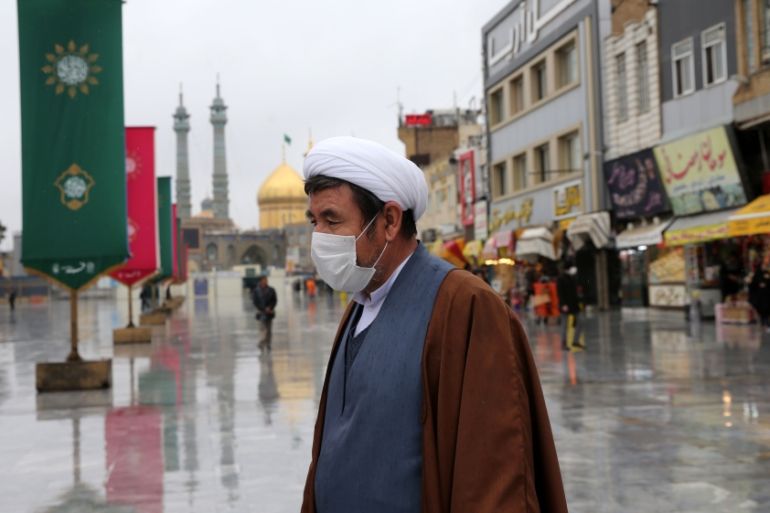 Coronavirus precautions in Iran''s Qom