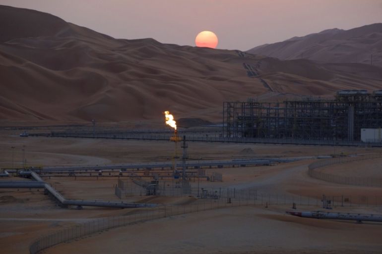 Saudi, Kuwait Authorize Shared Oil Field Restart From Sunday