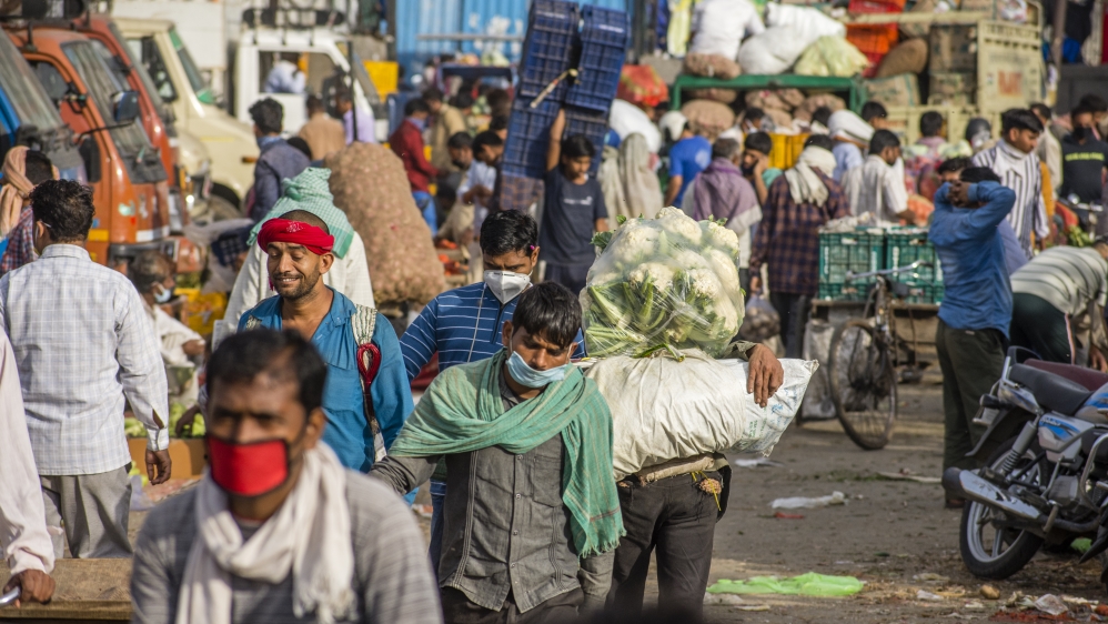 Chaos and hunger amid India coronavirus lockdown | Coronavirus pandemic  News | Al Jazeera