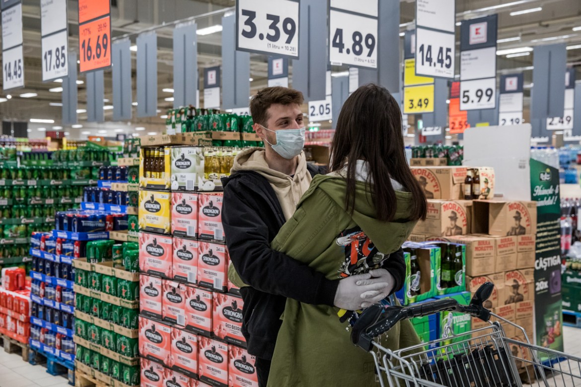 Couple doing shopping at Kaufland in Miercurea Ciuc. The city centre and the streets were deserted. Miercurea Ciuc, March 28th, 2020 (March 28: 1452 confirmed cases, 29 deaths)