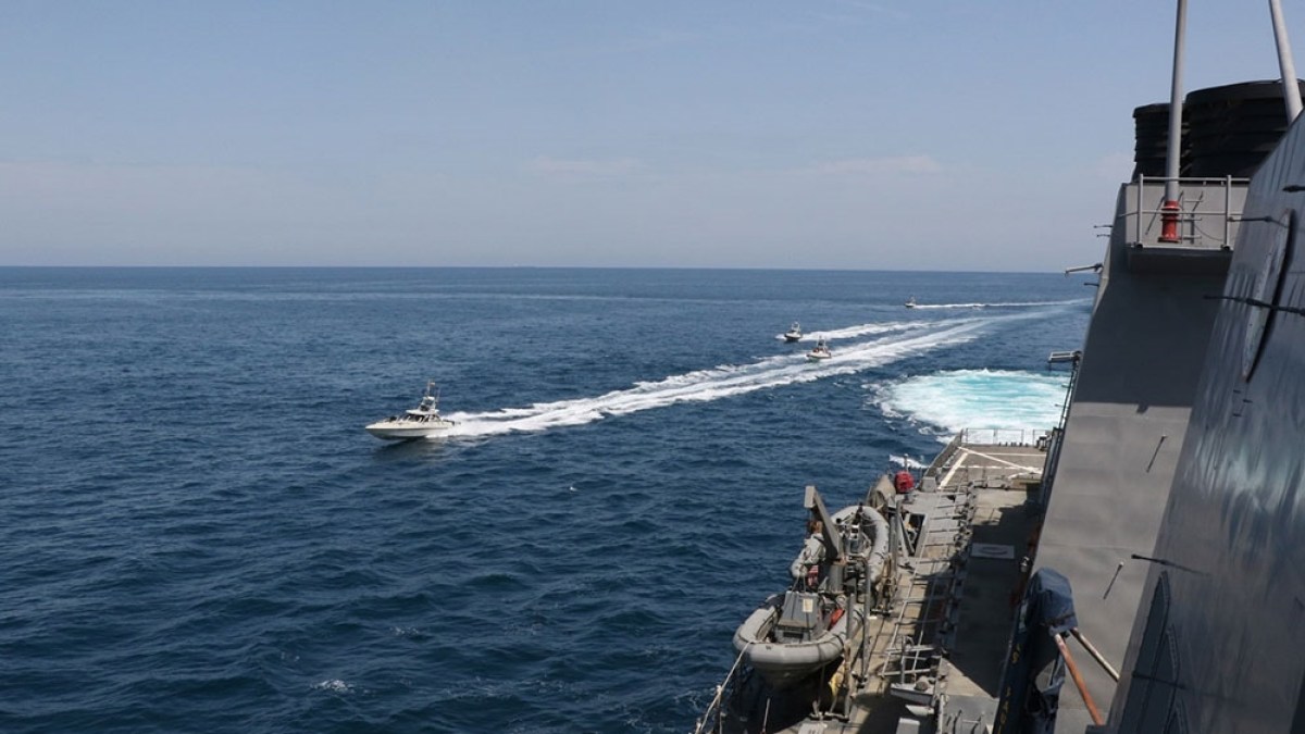 Trump says US will destroy Iranian gunboats harassing US ships | Donald Trump News | Al Jazeera