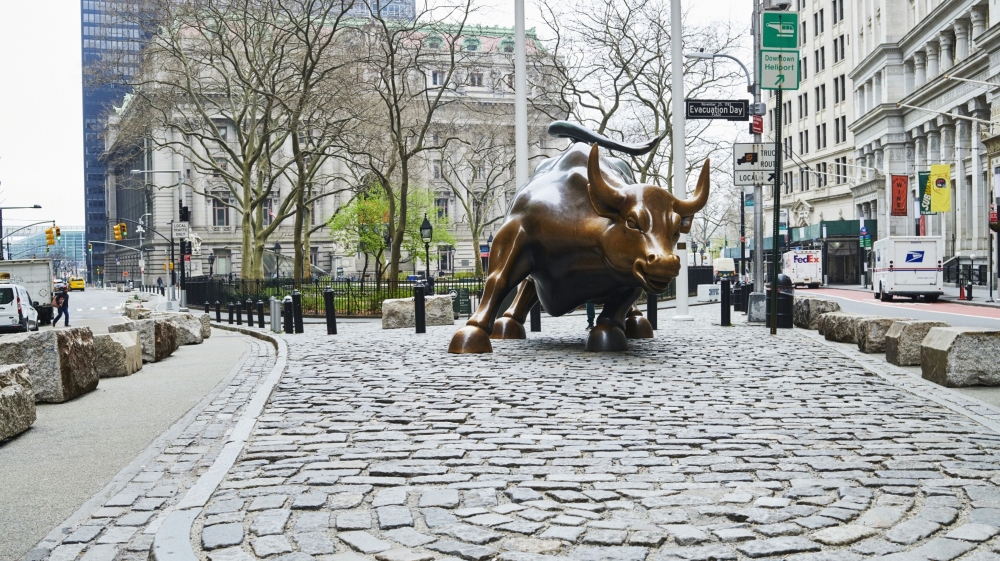 Bull on Wall Street 