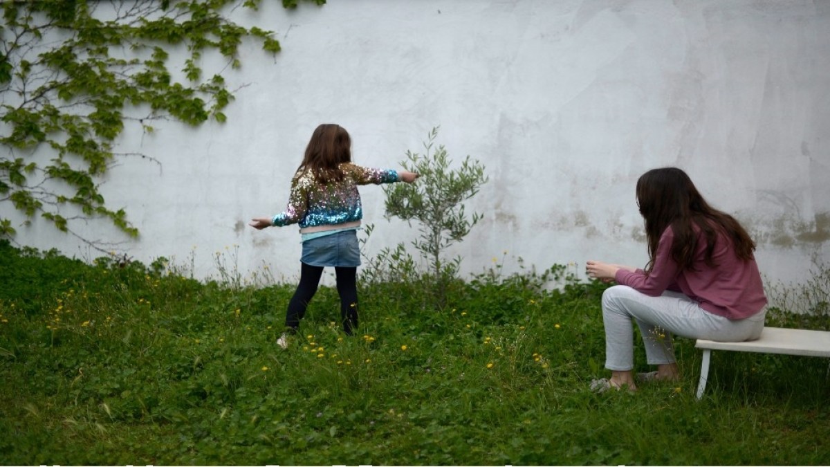 Tras más de un mes de confinamiento, España permite salir a los niños |  Noticias del gobierno