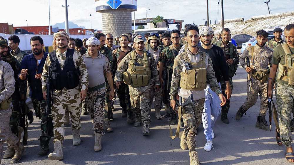 Fighters with Yemen's separatist Southern Transitional Council (STC) deploy in the southern city of Aden, on April 26, 2020, after the council declared self-rule in the south. - Yemeni separatists dec