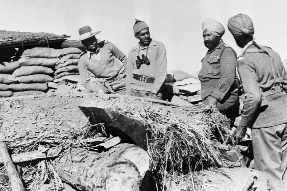 Indian officers occupying a fort on the Ladakh border during the war between India and China, 1962. (Photo by © Hulton-Deutsch Collection/CORBIS/Corbis via Getty Images)