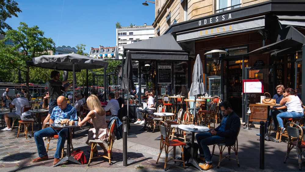 Reopening of cafe terraces in Paris