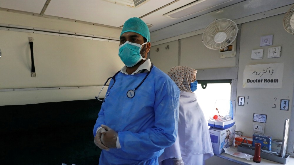 Pakistan doctor 2 - Outbreak of the coronavirus disease (COVID-19), in Karachi