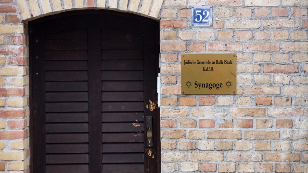 Halle synagogue door