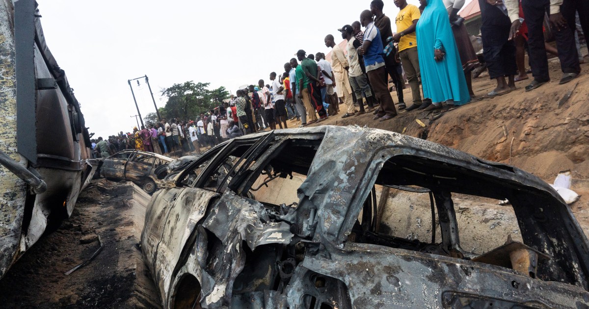 nigeria-fuel-tanker-crash-kills-23-people