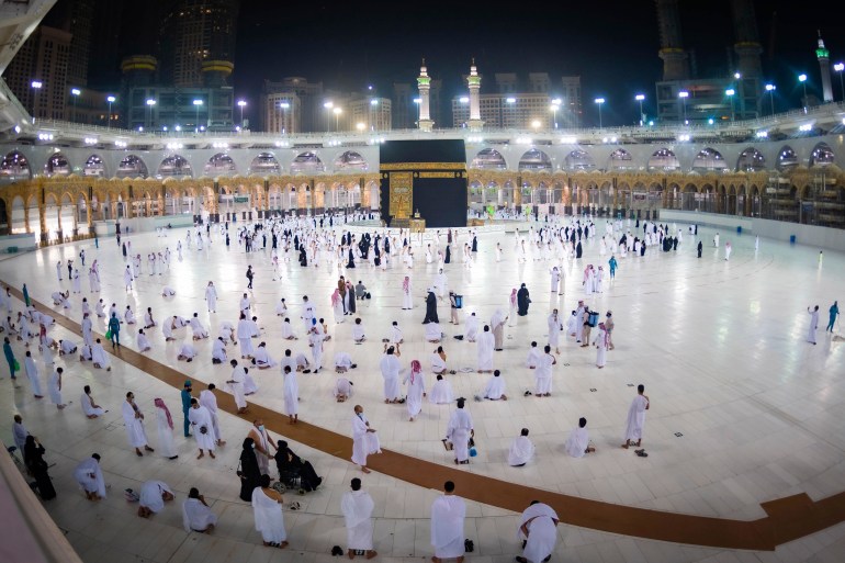 Saudi Arabia allows foreign pilgrims to enter for Umrah | Religion News |  Al Jazeera
