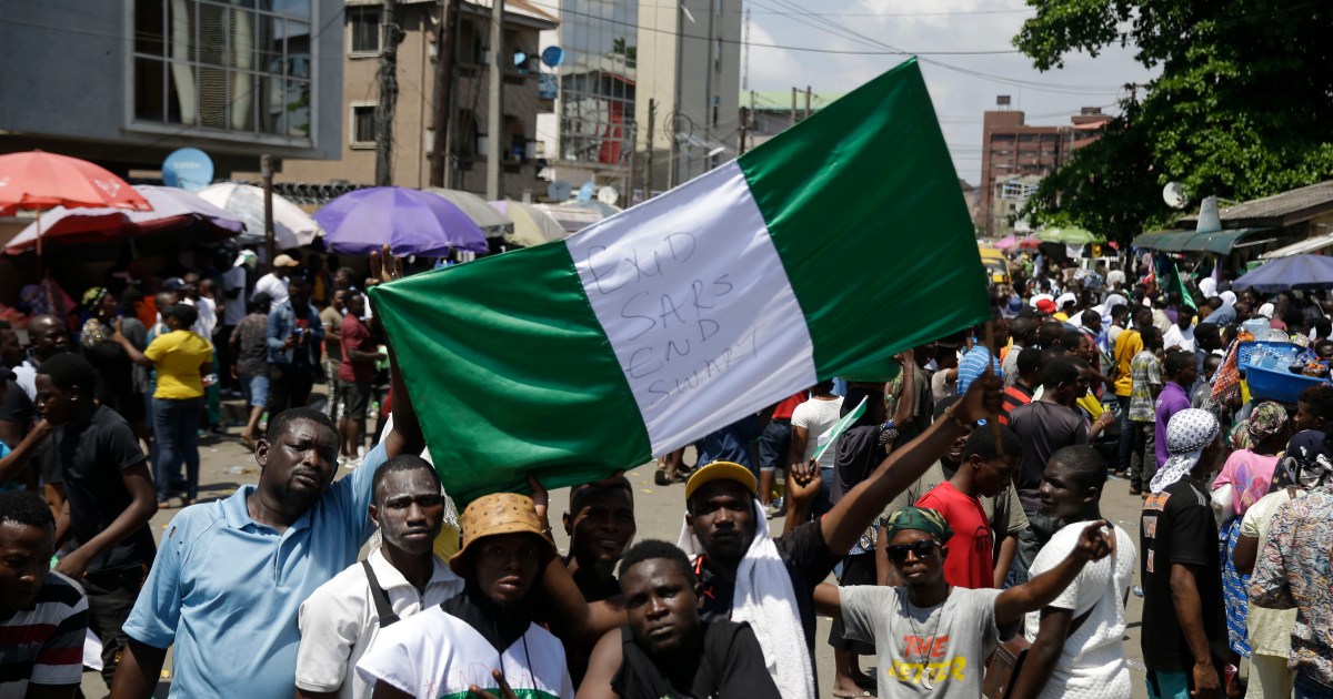 soldiers-open-fire-on-protesters-in-nigerias-lagos-witnesses