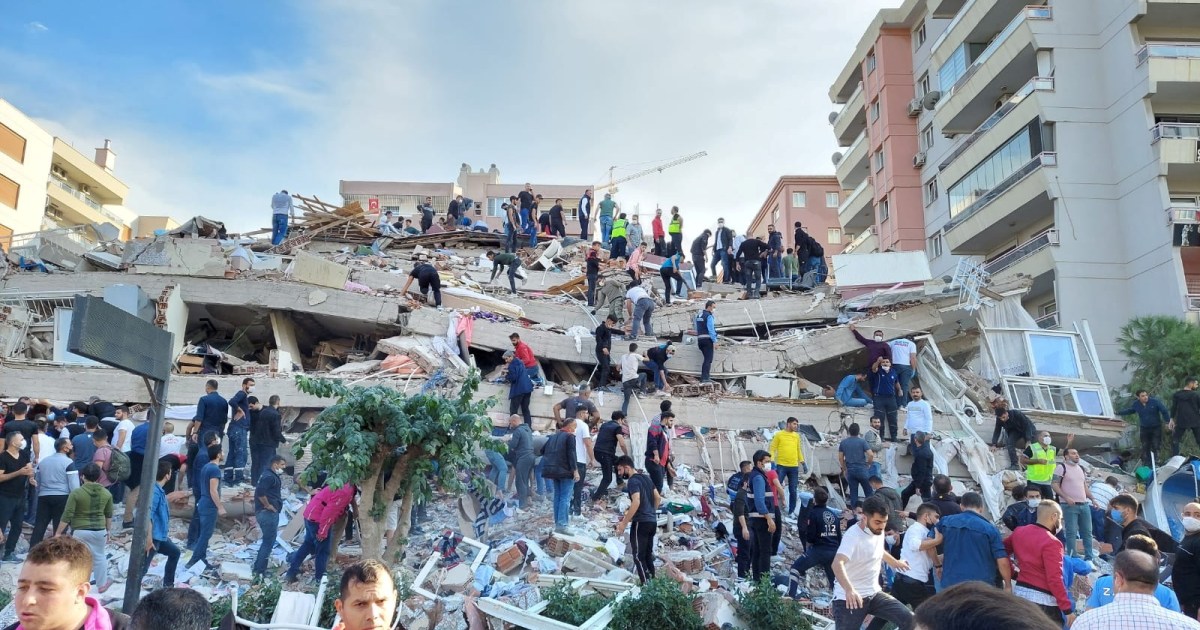deadly-earthquake-rocks-western-turkey-greece