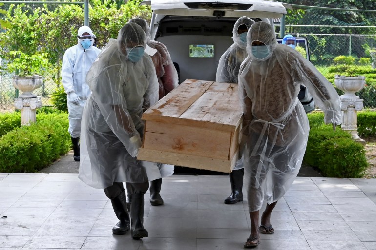 Maldives COVID burial plan &#39;will marginalise Sri Lankan Muslims&#39; |  Coronavirus pandemic News | Al Jazeera