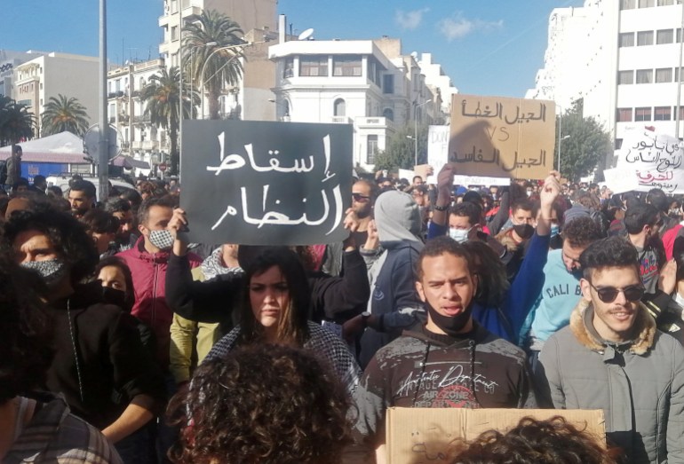 2021 01 23T165620Z 903376104 RC2SDL9JJVPS RTRMADP 3 TUNISIA PROTESTS