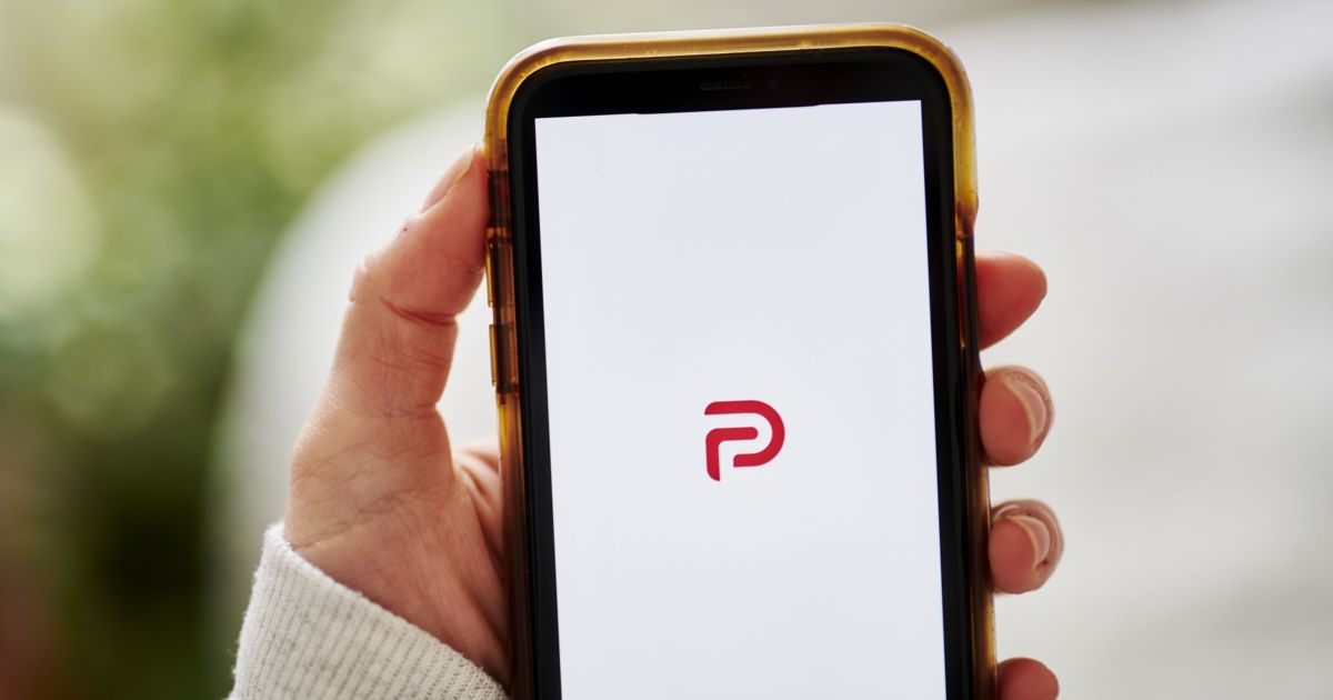 Parler: Amazon defends booting messaging app over violent content material