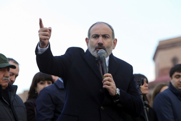 The Prime Minister of Armenia criticized the "coup attempt", thousands of people gathered to participate in Pashinyan