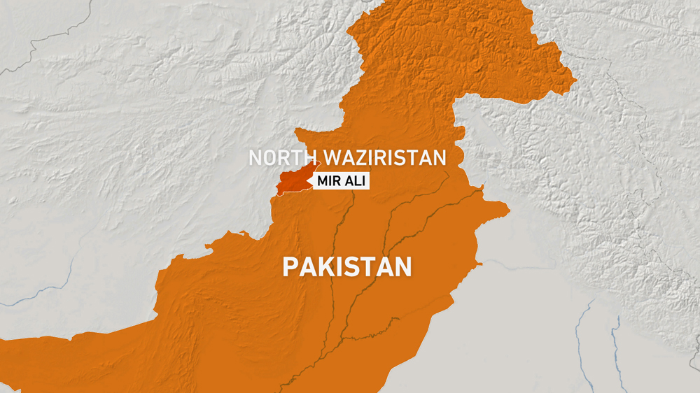 Four soldiers killed in raid on Pakistan Taliban hideout