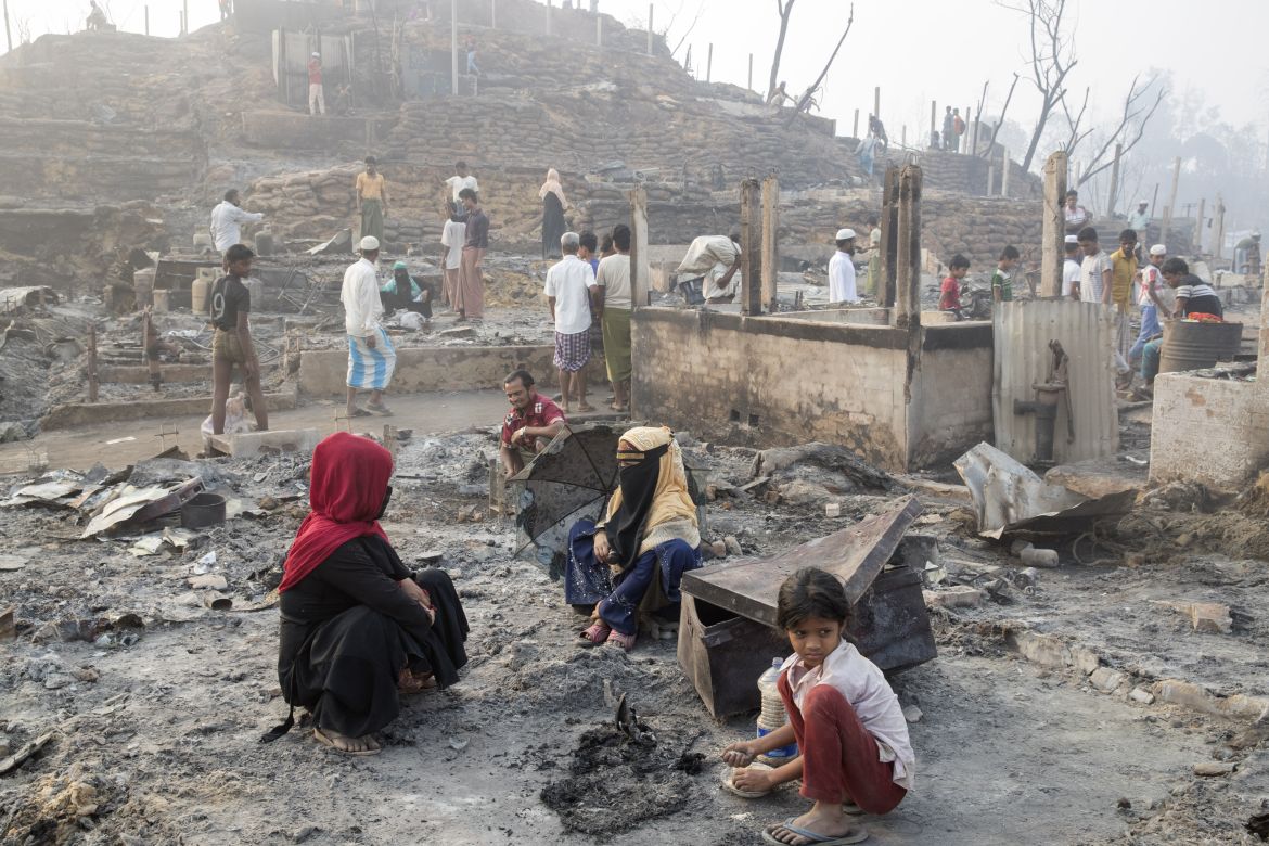 Fire devastates Rohingya Refugee Camp in Bangladesh