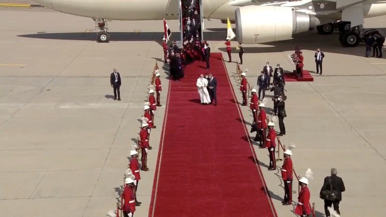 Pope arrives in Iraq