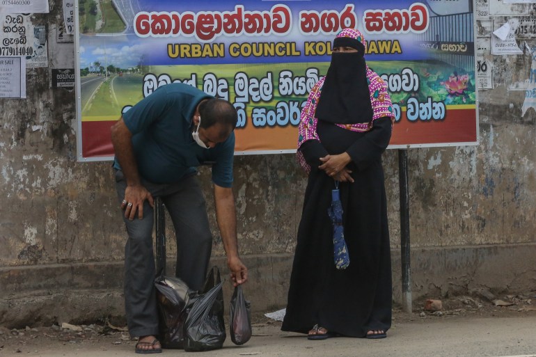 Srilankan womens phone numbers
