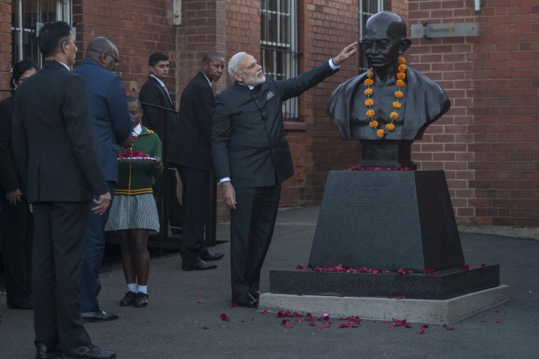 Modi with Gandhi