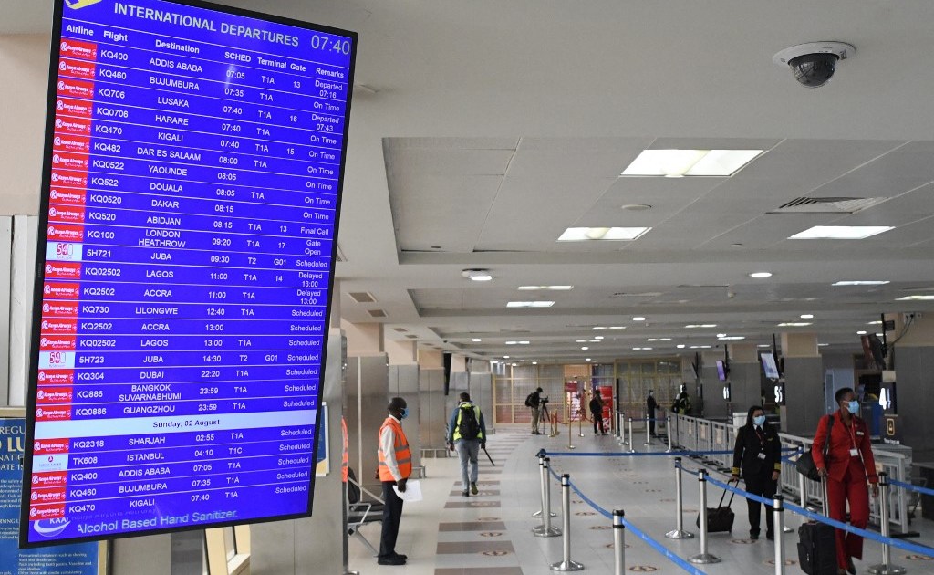 Kenya suspends Somalia flights for three months