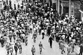 British colonial forces clear the streets in Jaffa on May 1, 1936 during disturbances between Palestinians and Jews, in which several on both sides were killed [File: AP]