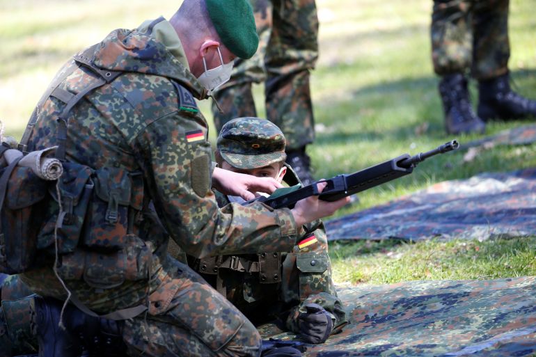 Soldiers of the German armed forces Bundeswehr train for "Voluntary military service in homeland security" in Berlin, Germany, April 27, 2021. REUTERS/Michele Tantussi