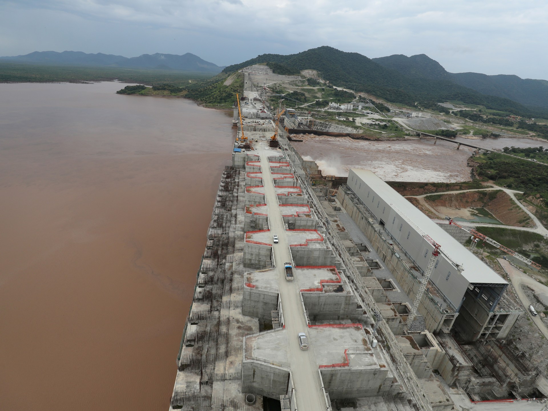 Etiyopya, Nil Nehri’ndeki Büyük Rönesans Barajı’nın doldurulmasının tamamlandığını söylüyor