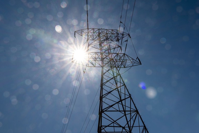 California faces extreme heat that may push power supply to brink | Energy  News | Al Jazeera