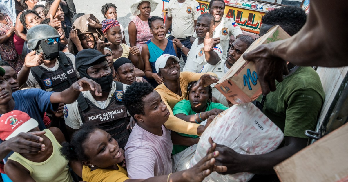 Gangs offer aid as Haiti earthquake death toll crosses 2,200