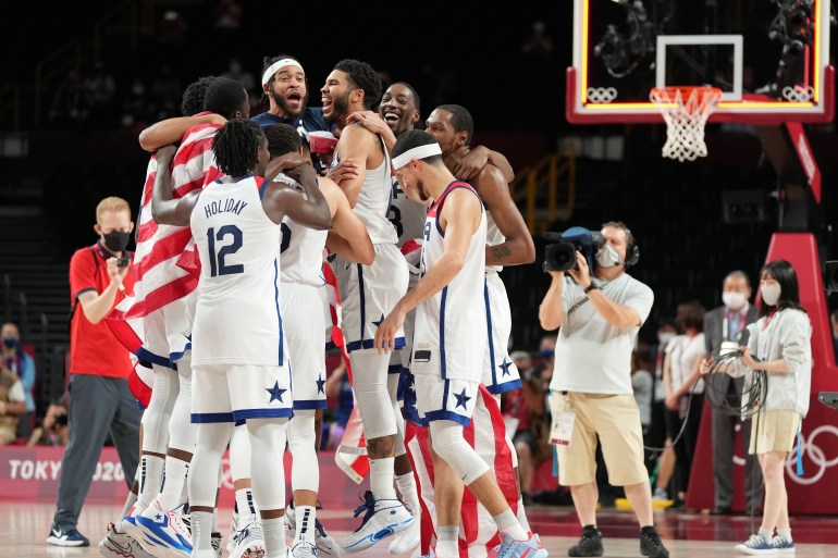 Durant takes USA past France for Tokyo Olympics basketball gold | Basketball News | Al Jazeera