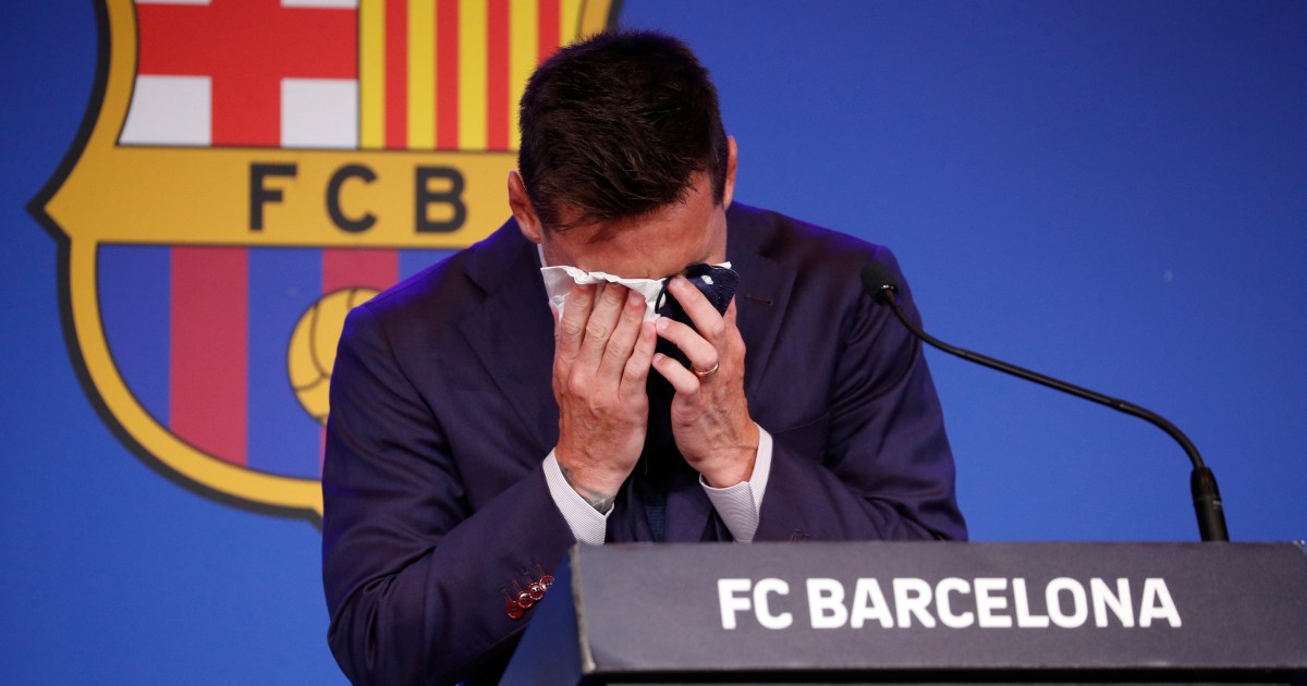 Fans Outside Messi S House Devastated Over Barcelona Exit Football News Al Jazeera