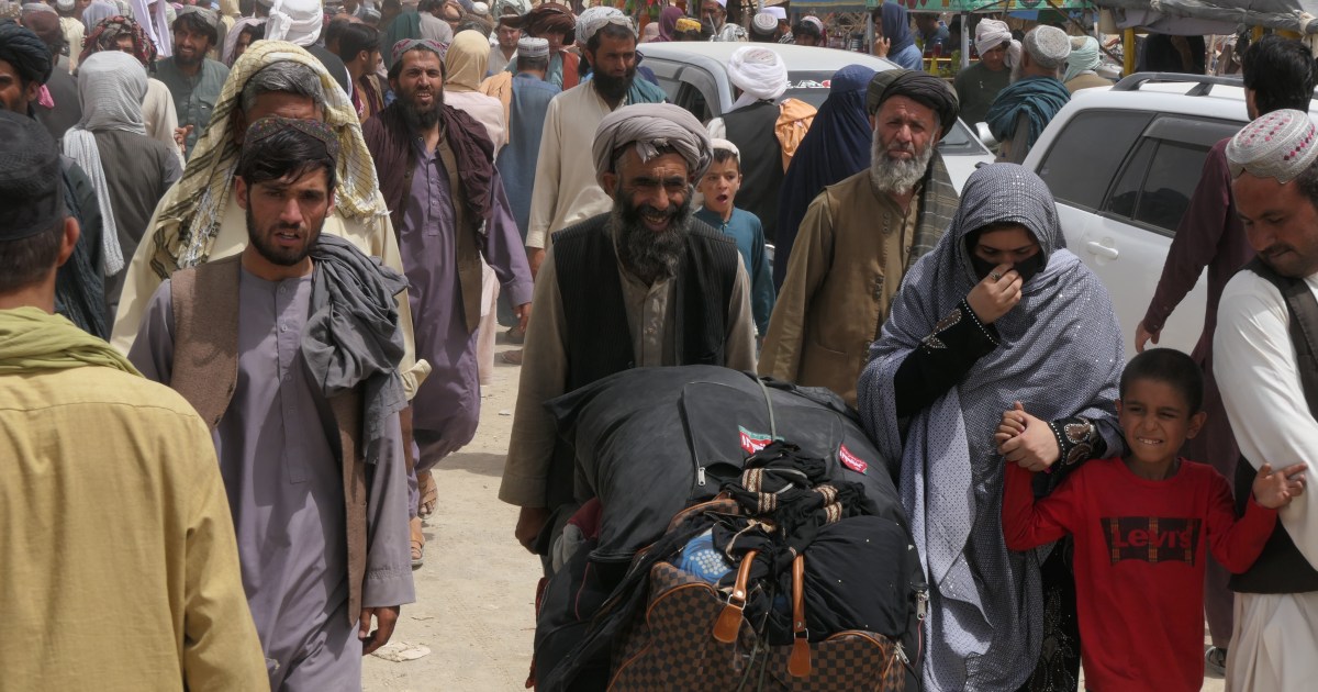 Thousands of Afghans enter Pakistan via Chaman border crossing