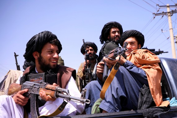 Taliban stop planes with hundreds of evacuees from leaving but it’s unclear why