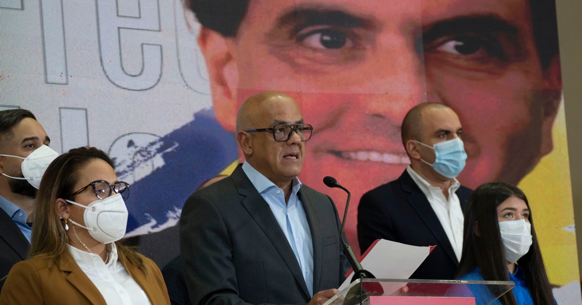 Alex Saab: Venezuela halts talks after US extradites Maduro ally