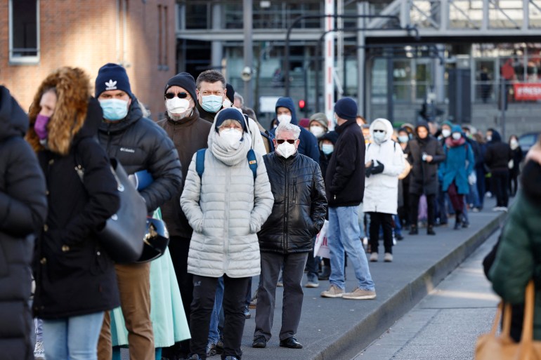 Germany reports highest daily COVID-19 death toll in nine months |  Coronavirus pandemic News | Al Jazeera
