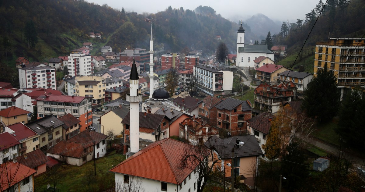 Bosnians worried push to create Serb army may prompt violence